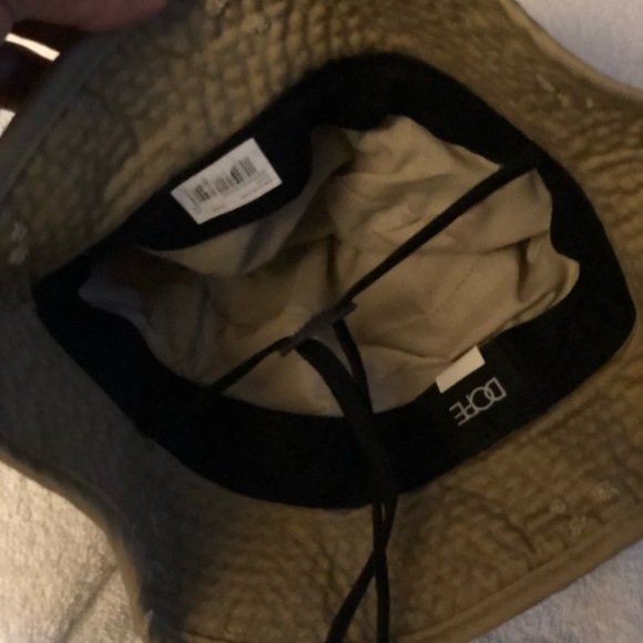 Bucket hat - Picture 2 of 2
